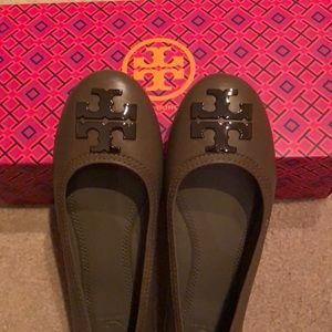 Tory Burch ballet shoes. Size 7